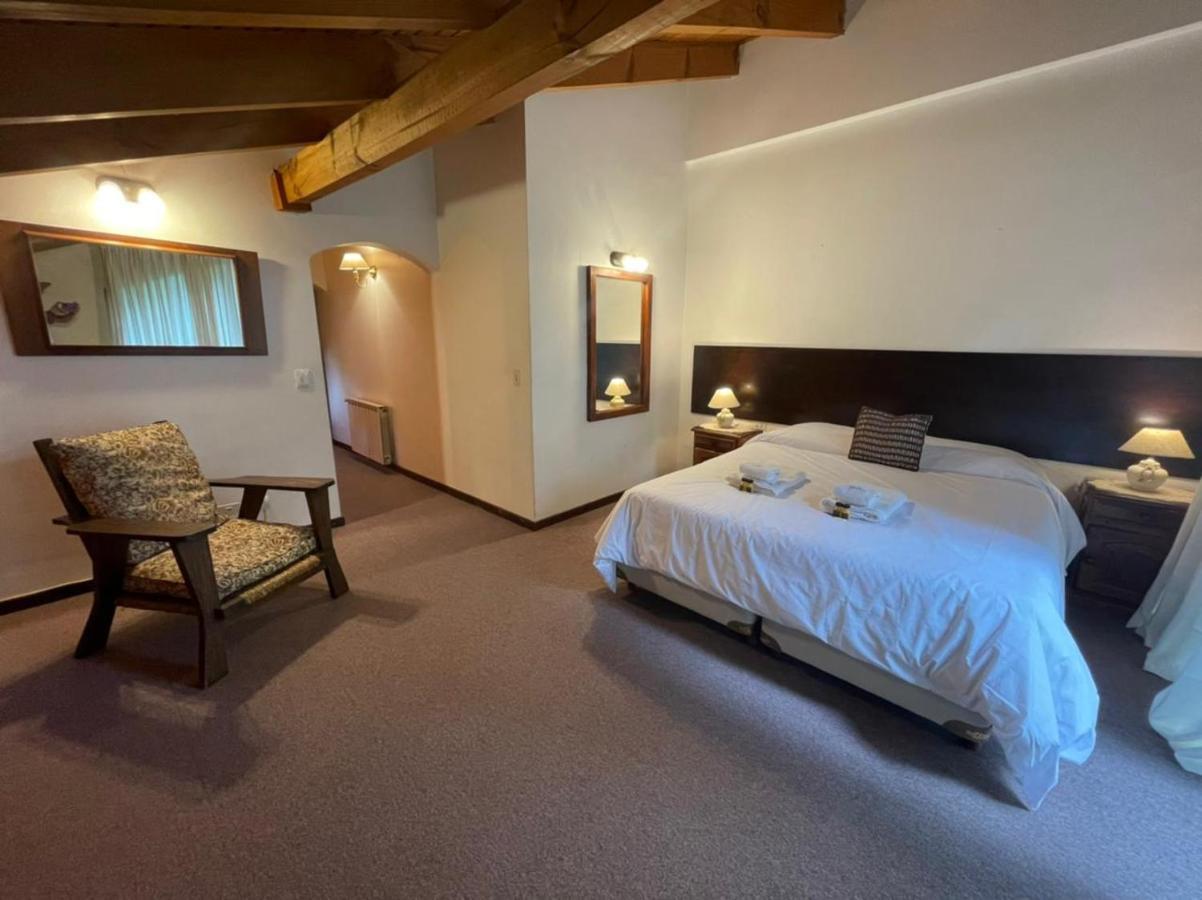 Hosteria El Condado San Carlos de Bariloche Luaran gambar