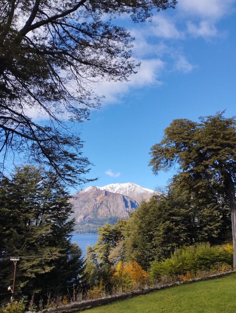 Hosteria El Condado San Carlos de Bariloche Luaran gambar