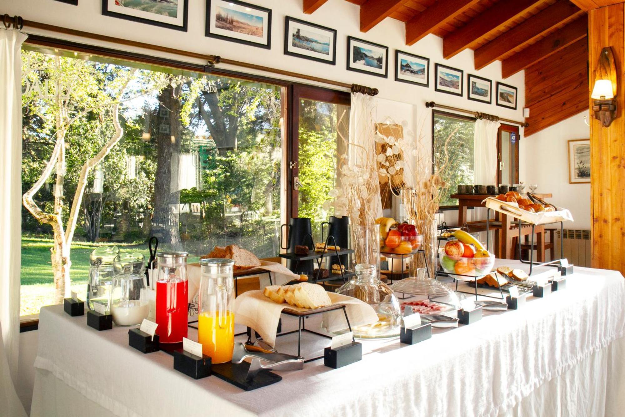 Hosteria El Condado San Carlos de Bariloche Luaran gambar