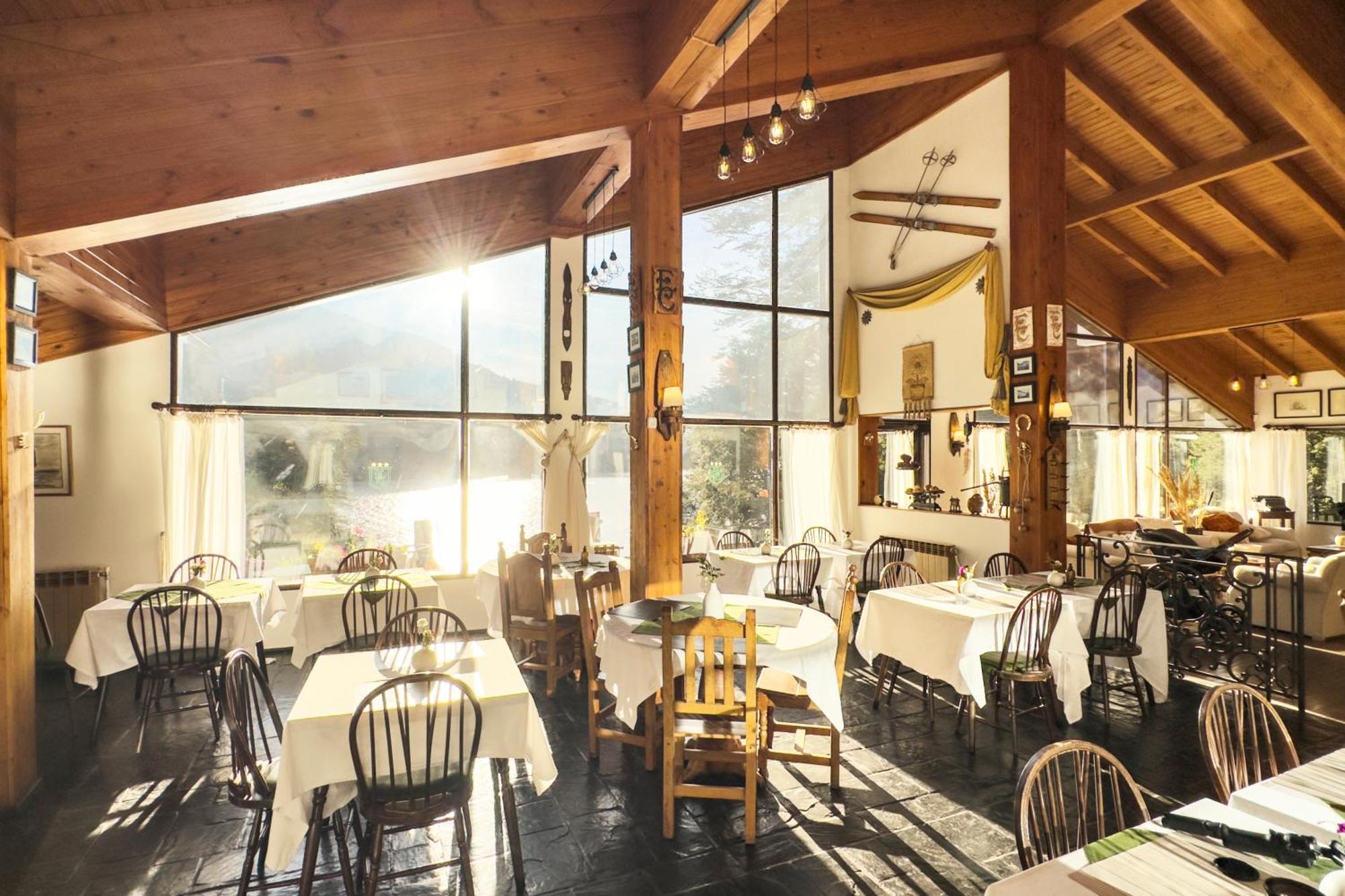 Hosteria El Condado San Carlos de Bariloche Luaran gambar